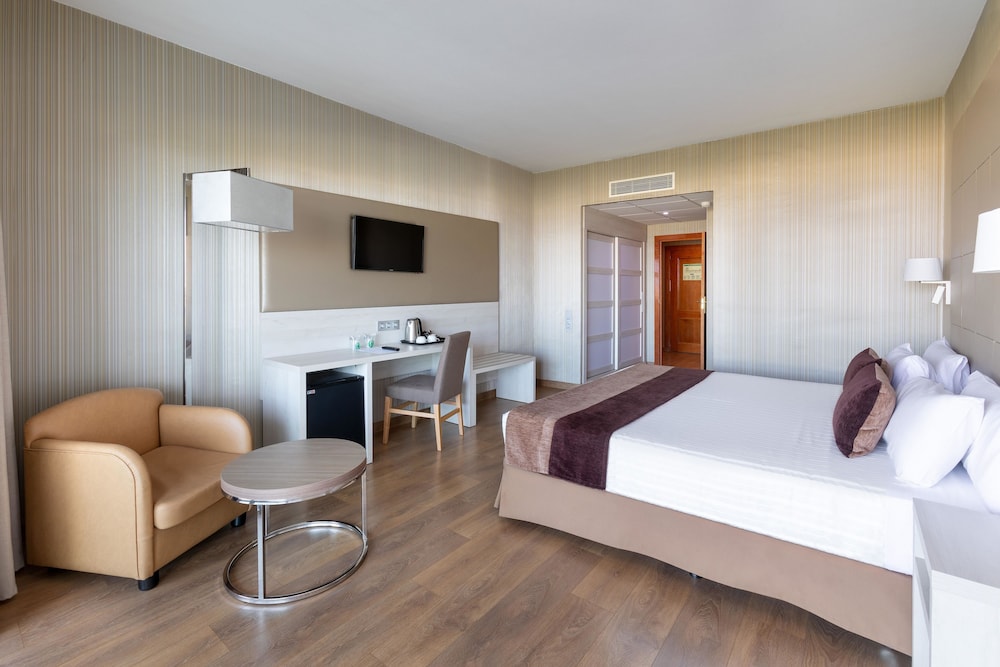 Hotel Best Semiramis — Hotel rooms in Puerto de la Cruz, Canary Islands