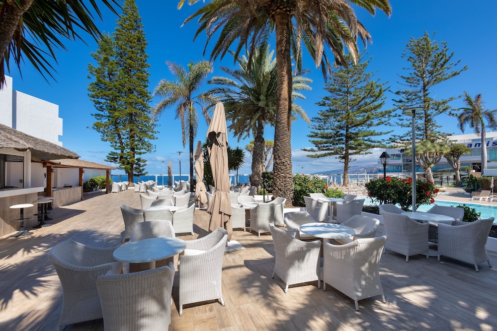 Hotel Best Semiramis — Restaurant & bars in Puerto de la Cruz, Canary Islands