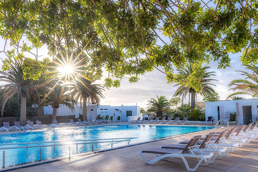 Casas Heddy Well-being Resort — Main photo in Puerto del Carmen, Canary Islands