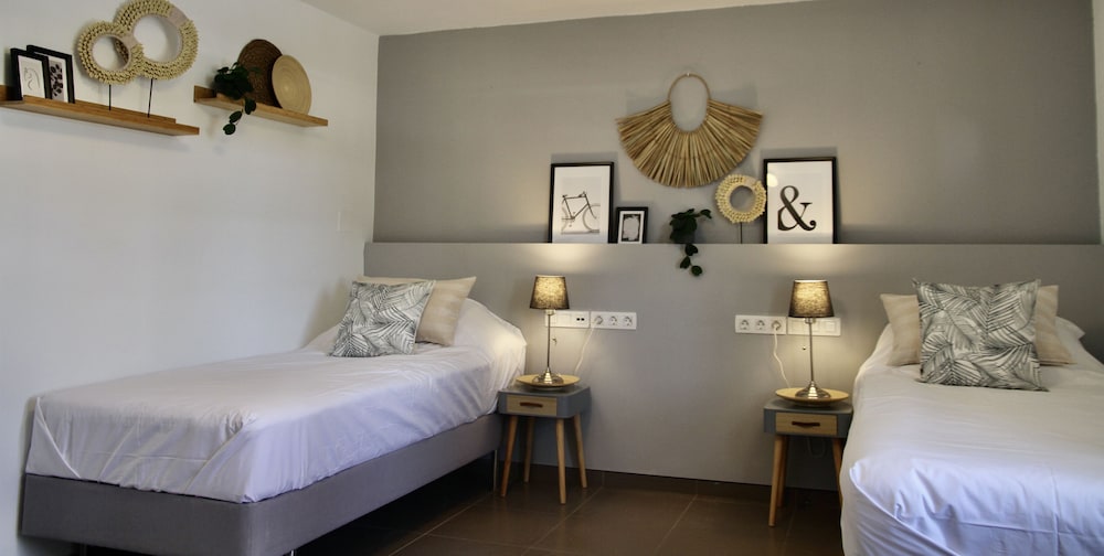 Casas Heddy Well-being Resort — Hotel rooms in Puerto del Carmen, Canary Islands