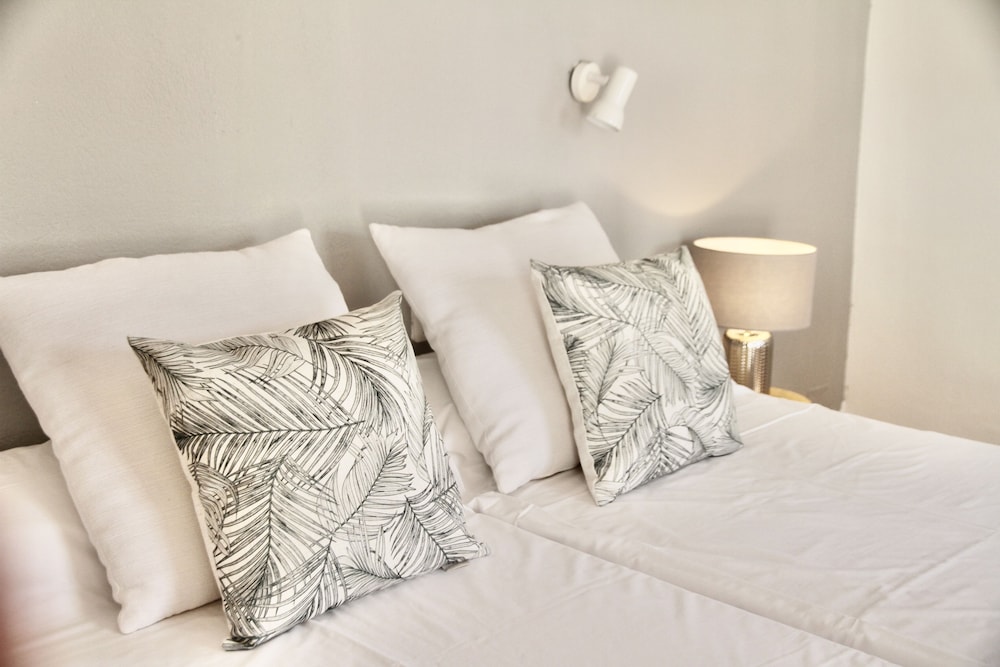 Casas Heddy Well-being Resort — Hotel rooms in Puerto del Carmen, Canary Islands