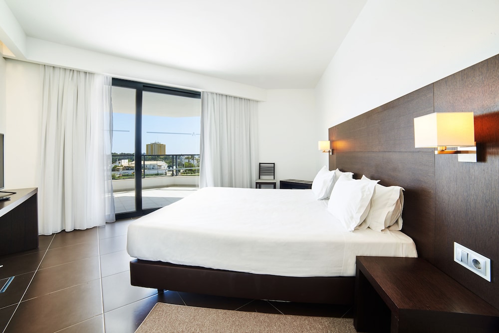RR Alvor Baía Resort — Hotel rooms in Alvor, Faro