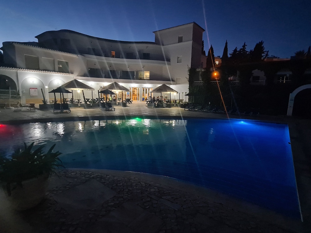 Clube Vilarosa — Swimming pool in Portimão, Faro