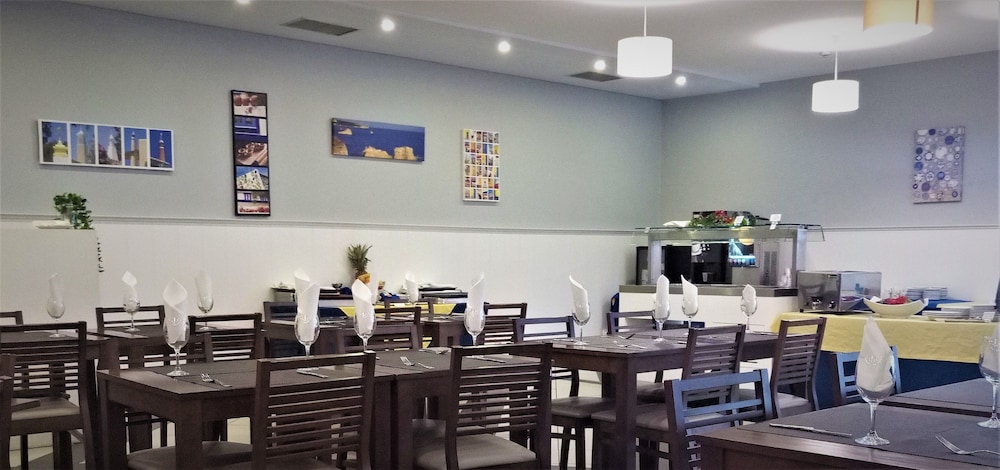 Clube Vilarosa — Restaurant & bars in Portimão, Faro