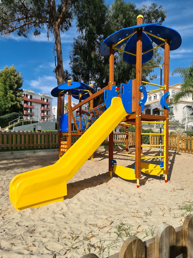 Clube Vilarosa — Attractions for children in Portimão, Faro