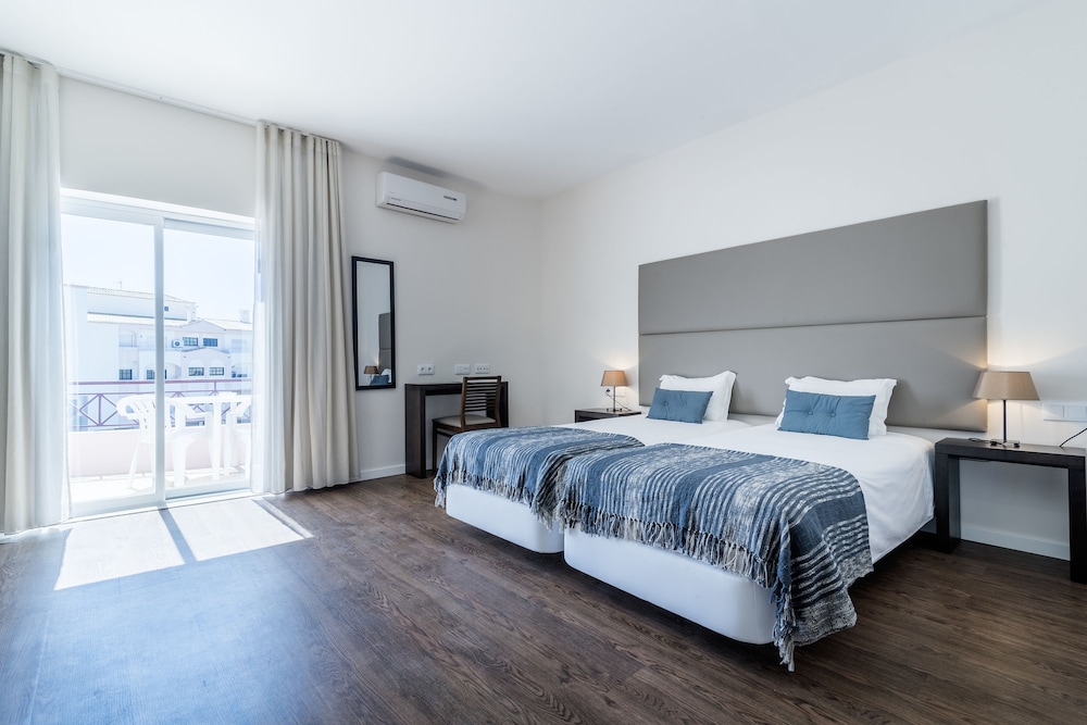 Clube Vilarosa — Hotel rooms in Portimão, Faro