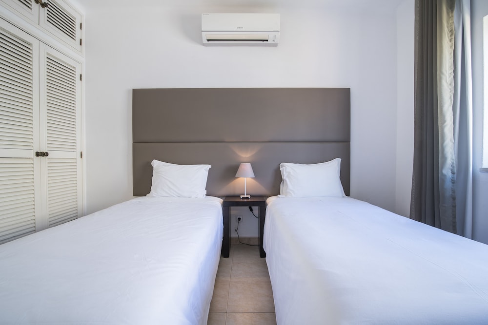 Clube Vilarosa — Hotel rooms in Portimão, Faro