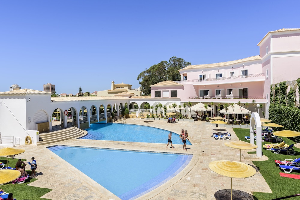 Clube Vilarosa — Swimming pool in Portimão, Faro