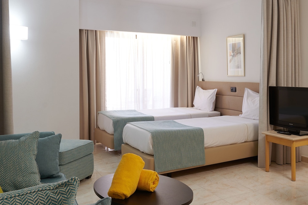 Four Seasons Vilamoura — Hotel rooms in Vilamoura, Faro