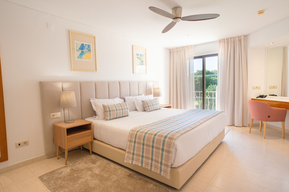Four Seasons Vilamoura — Hotel rooms in Vilamoura, Faro