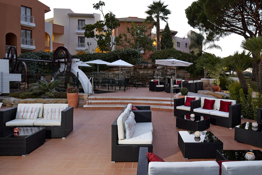 Four Seasons Vilamoura — Restaurant & bars in Vilamoura, Faro
