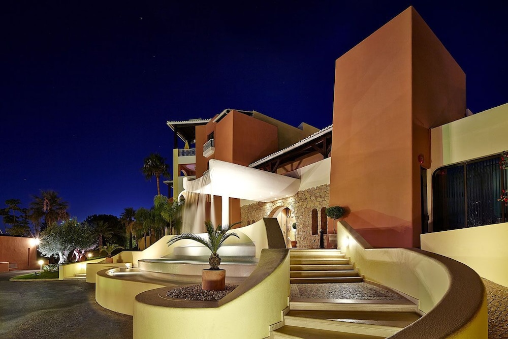 Four Seasons Vilamoura — Hotel building in Vilamoura, Faro