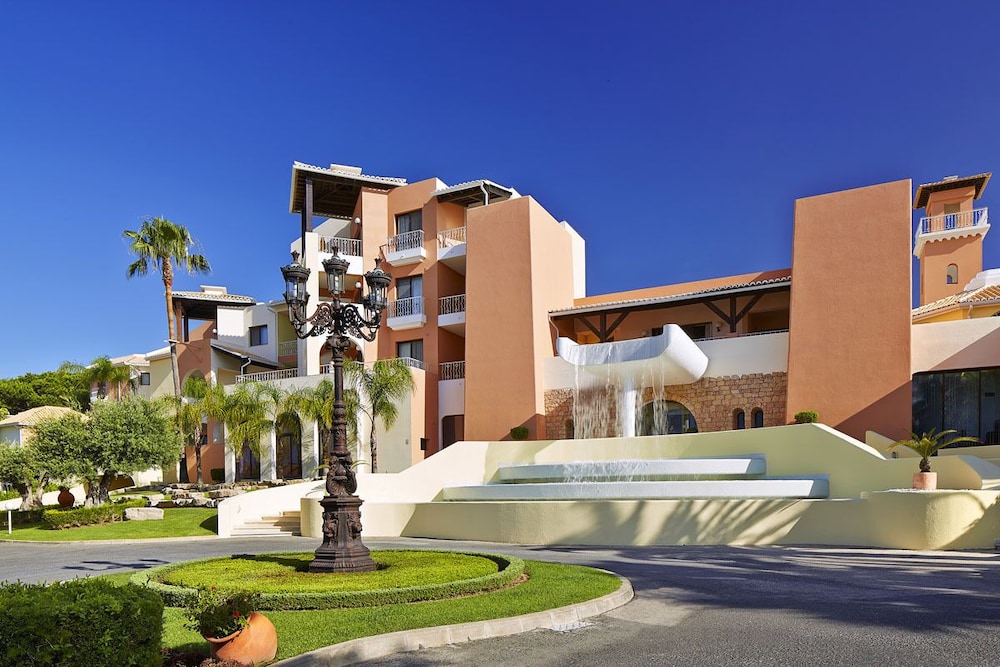 Four Seasons Vilamoura — Hotel building in Vilamoura, Faro