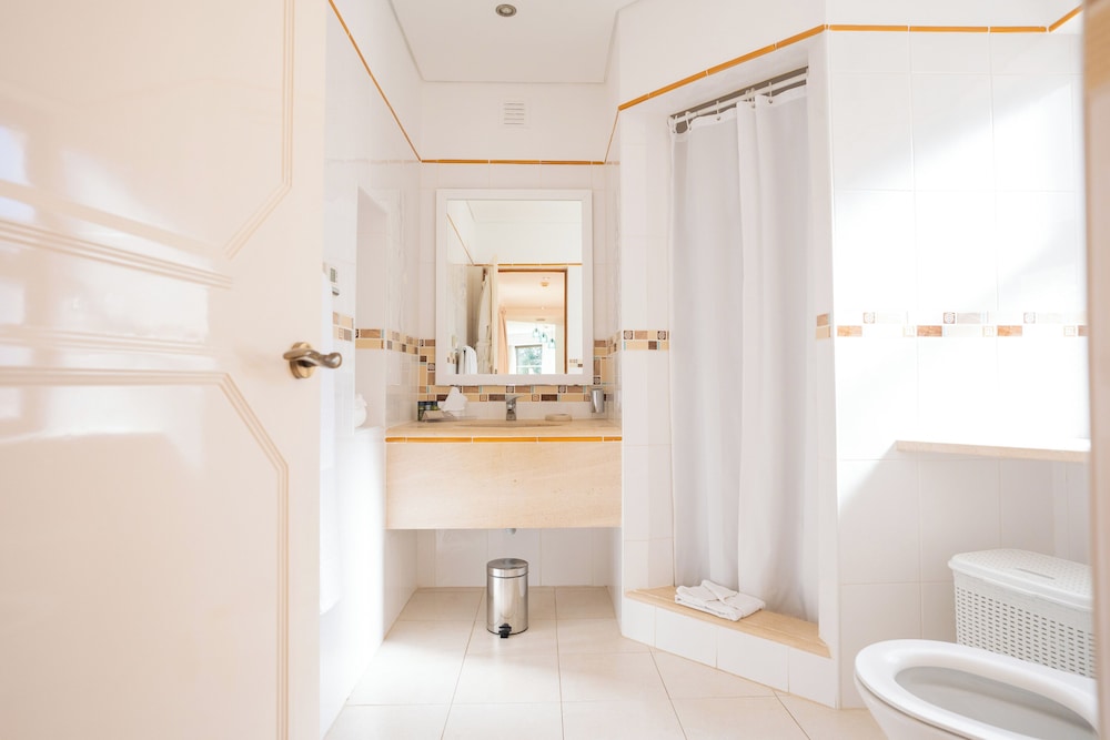 Four Seasons Vilamoura — Hotel rooms in Vilamoura, Faro