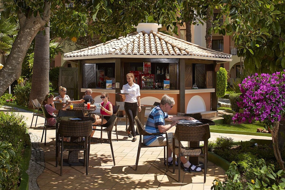 Four Seasons Vilamoura — Restaurant & bars in Vilamoura, Faro