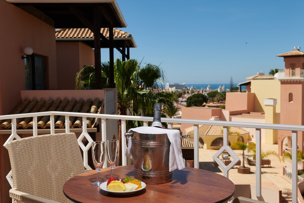 Four Seasons Vilamoura — Hotel building in Vilamoura, Faro