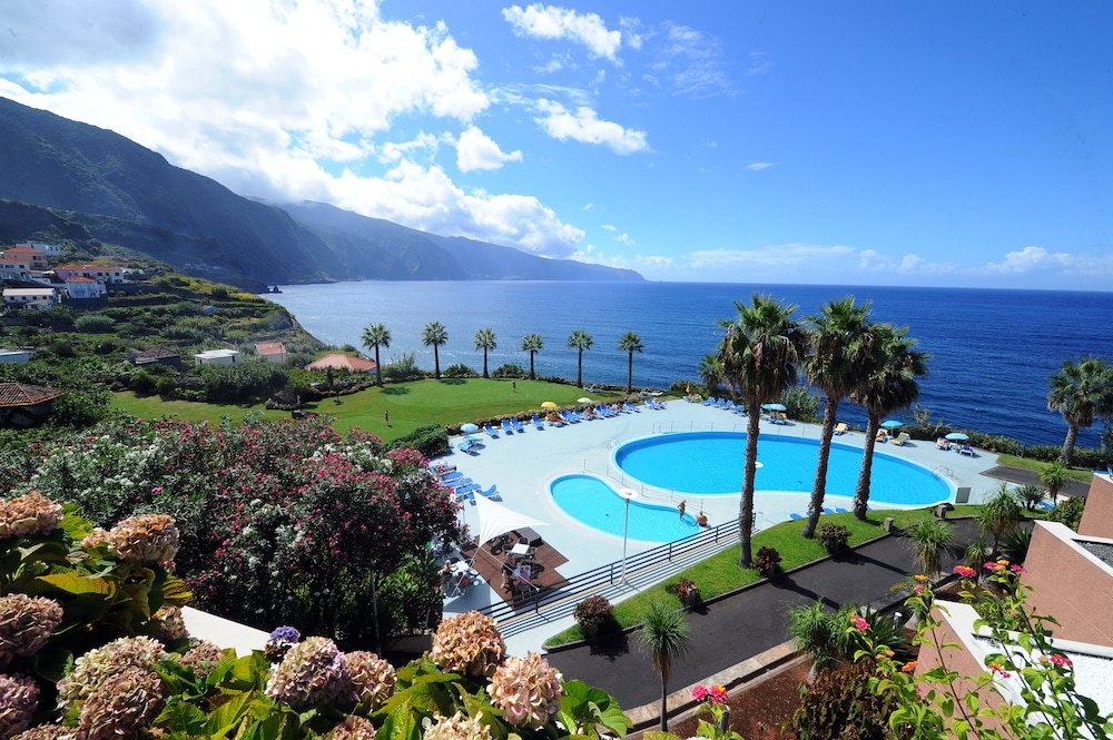 Monte Mar Palace Hotel — Swimming pool in São Vicente, Madeira