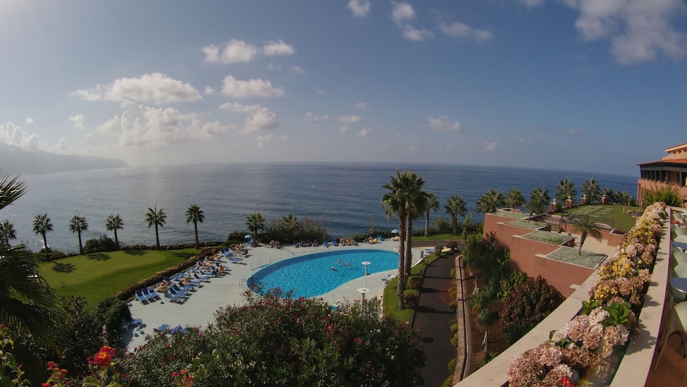Monte Mar Palace Hotel — Swimming pool in São Vicente, Madeira