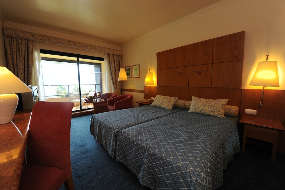 Monte Mar Palace Hotel — Hotel rooms in São Vicente, Madeira