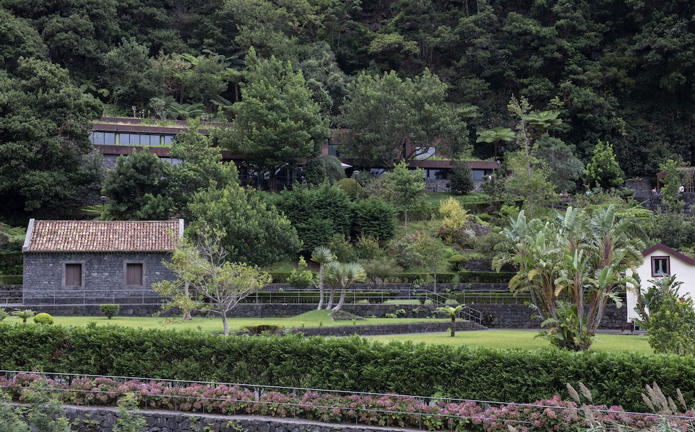 Monte Mar Palace Hotel — Hotel building in São Vicente, Madeira