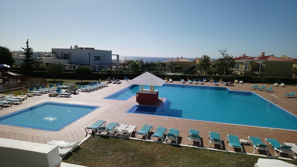 Quinta das Figueirinhas & Quintinha Village — Main photo in Armação de Pêra, Faro