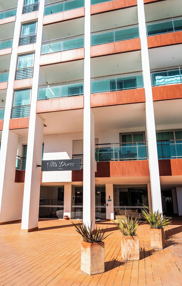Villa Doris Suites — Hotel building in Lagos, Faro