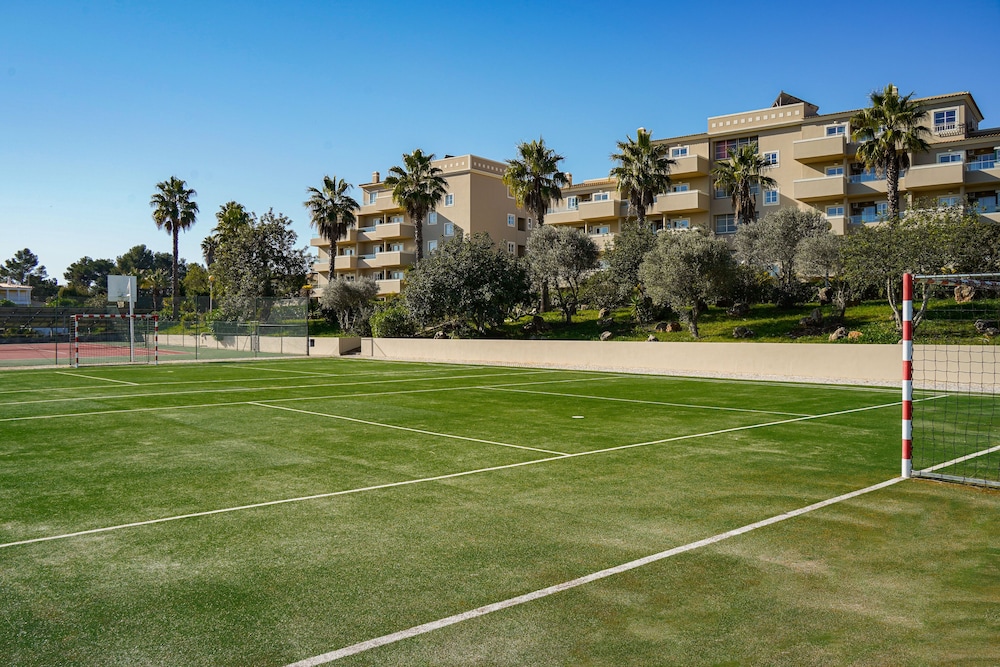 Vitors Plaza — Sports & recreation in Portimão, Faro