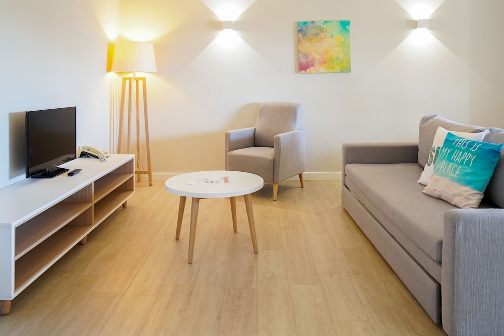 Vitors Plaza — Hotel rooms in Portimão, Faro
