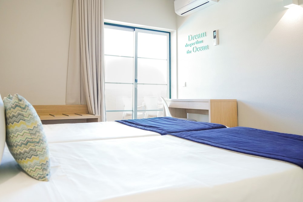 Vitors Plaza — Hotel rooms in Portimão, Faro