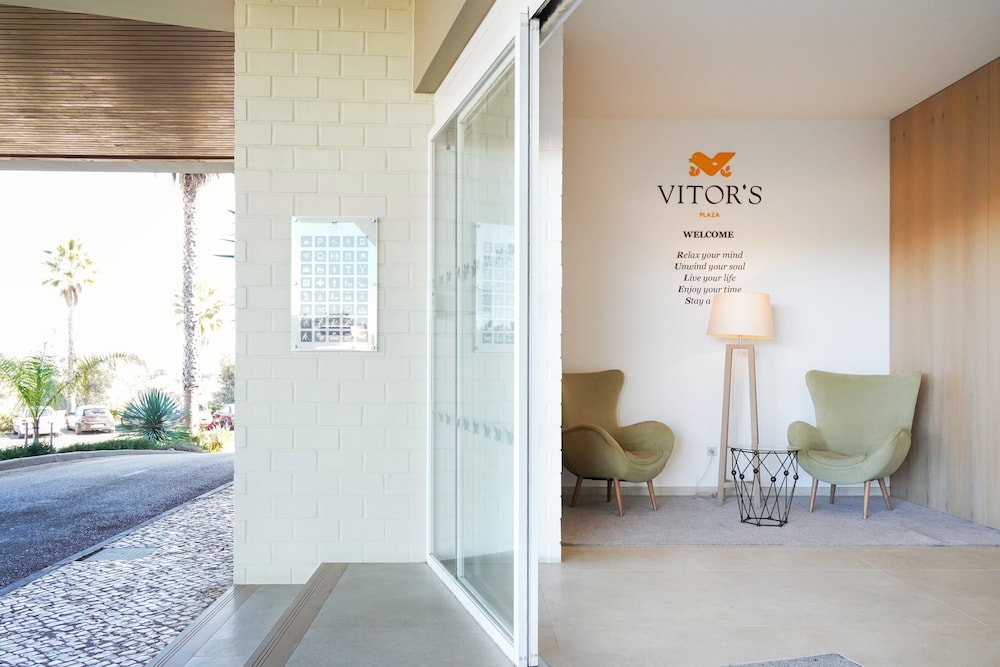 Vitors Plaza — Hotel building in Portimão, Faro