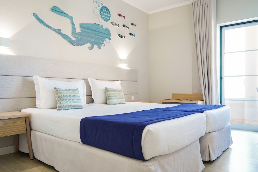 Vitors Plaza — Hotel rooms in Portimão, Faro