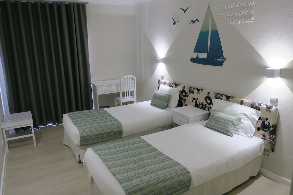 Vitors Plaza — Hotel rooms in Portimão, Faro