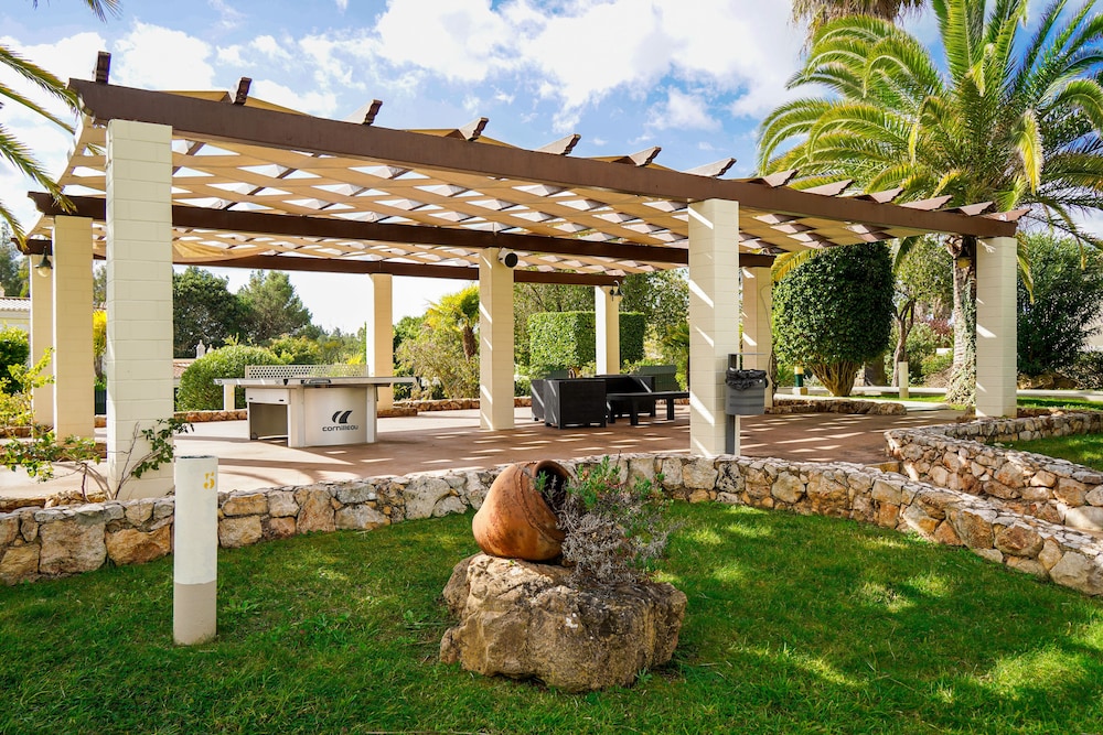 Vitors Plaza — Sports & recreation in Portimão, Faro
