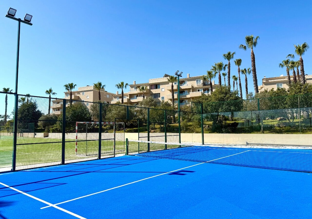 Vitors Plaza — Sports & recreation in Portimão, Faro