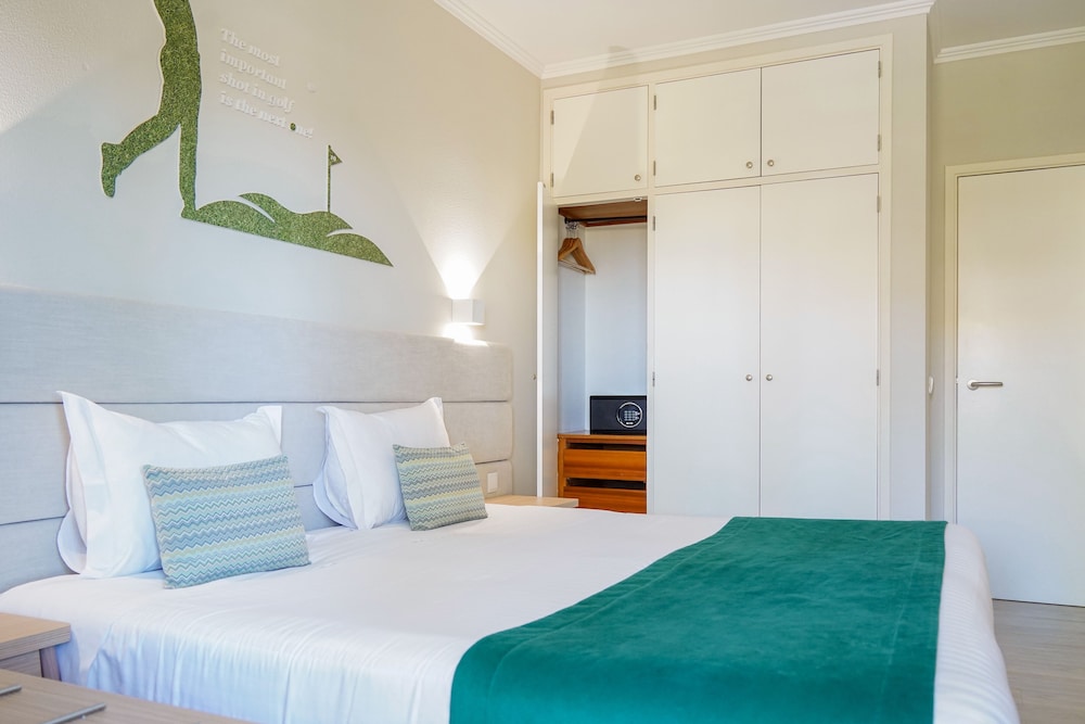 Vitors Plaza — Hotel rooms in Portimão, Faro