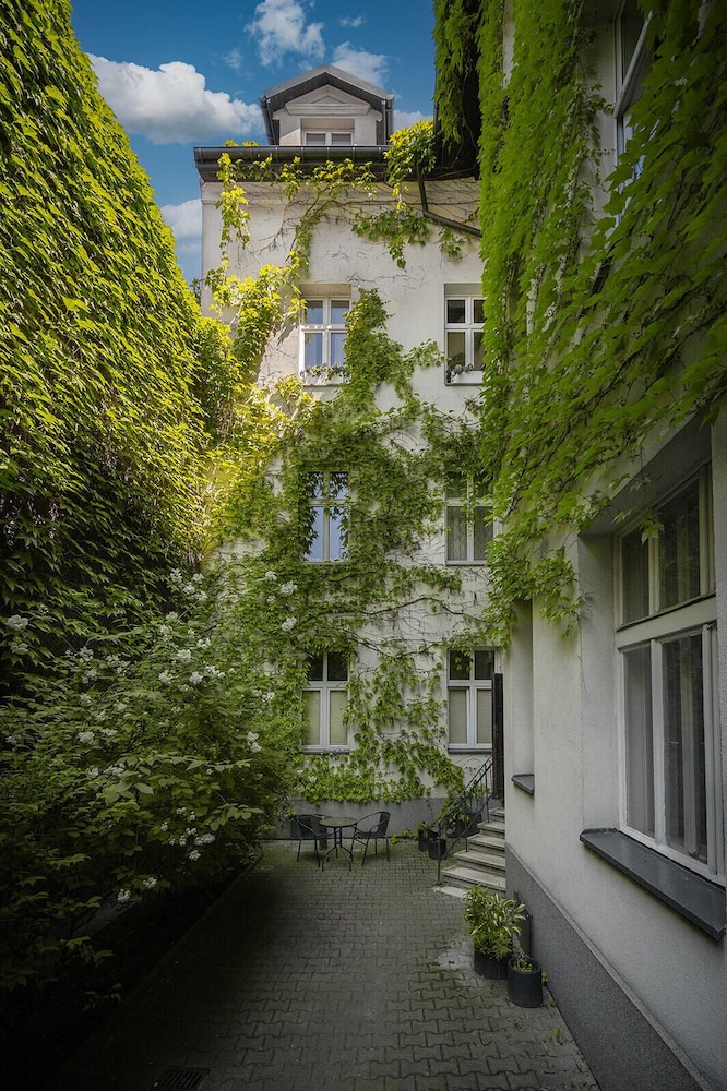 Antique Apartments Old Town — Hotel building in Krakow, Lesser Poland