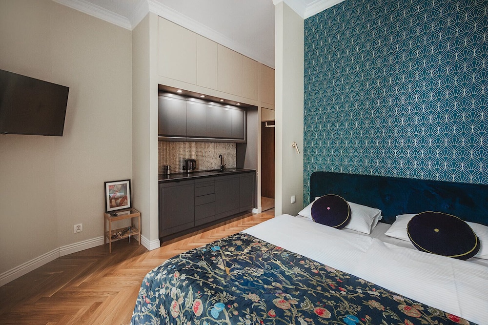 Antique Apartments Old Town — Hotel rooms in Krakow, Lesser Poland
