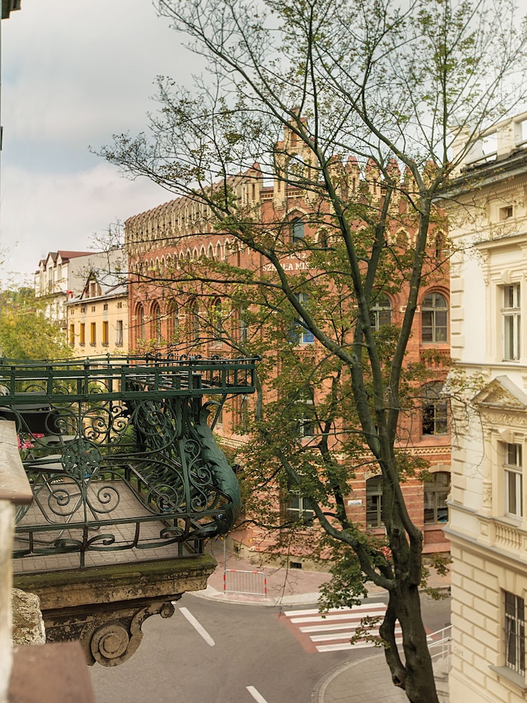Antique Apartments Old Town — Hotel building in Krakow, Lesser Poland