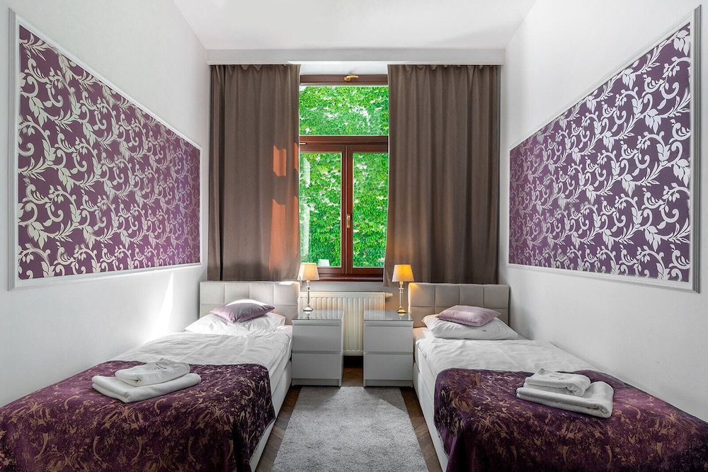 Antique Apartments Old Town — Hotel rooms in Krakow, Lesser Poland
