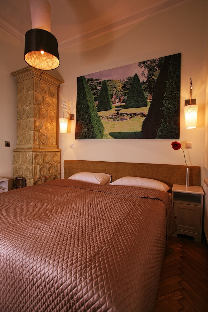 Antique Apartments Old Town — Hotel rooms in Krakow, Lesser Poland