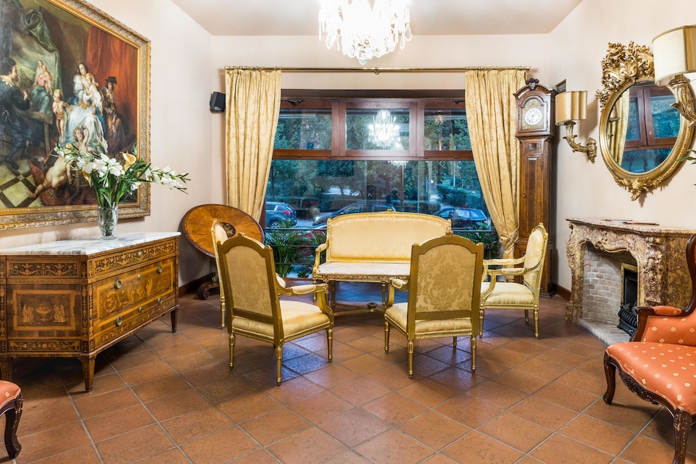 La Fenice — Prague, Prague