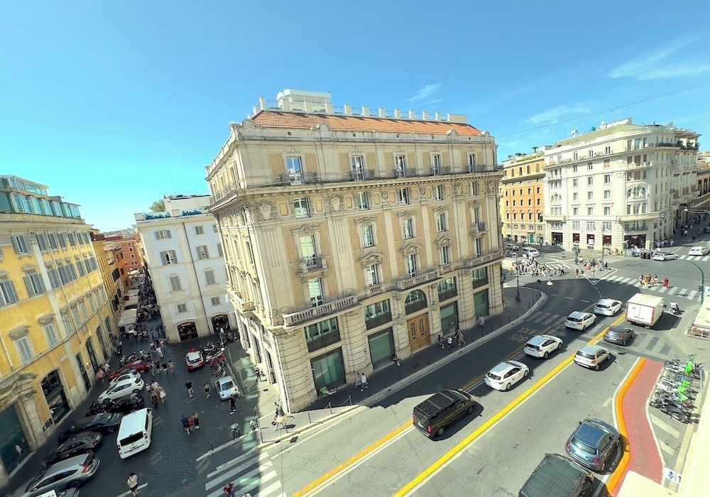 THE ONE Boutique Hotel & Private SPA Roma - zdjęcie 2