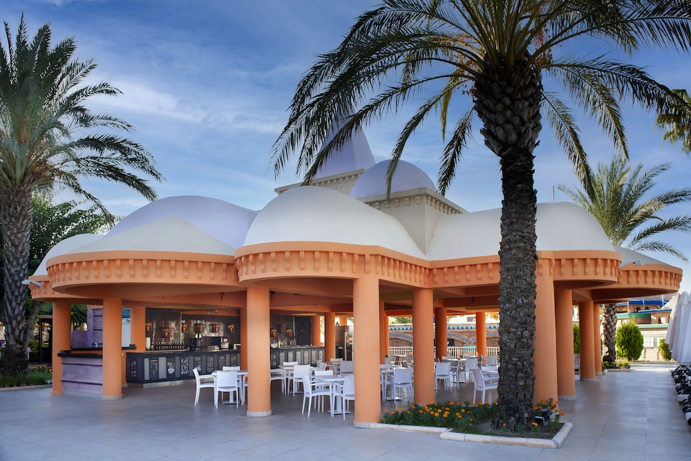 Kamelya Aishen Club — Restaurant & bars in Side