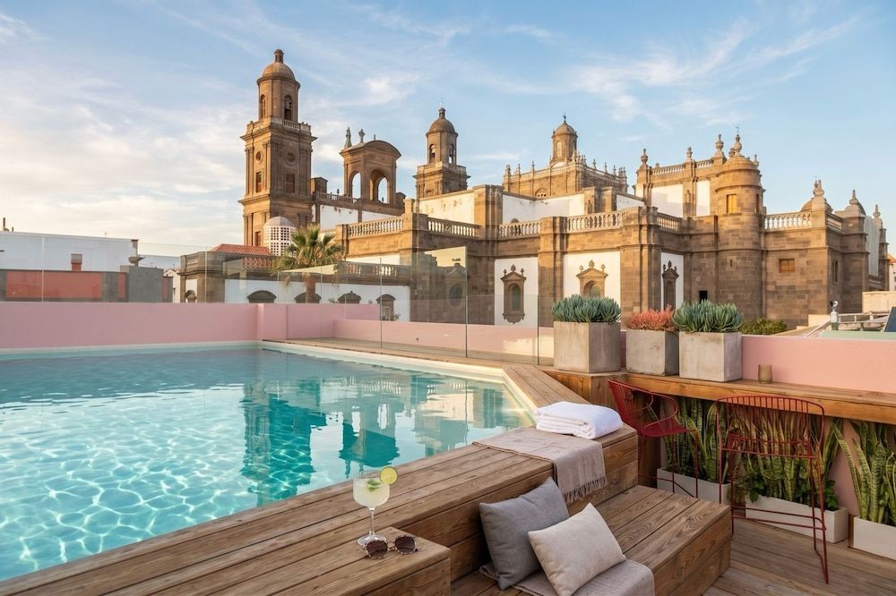 VEINTIUNO Emblematic Hotels by Airnest