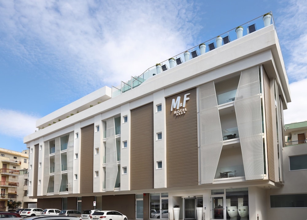 M&F Hotel - zdjęcie 2