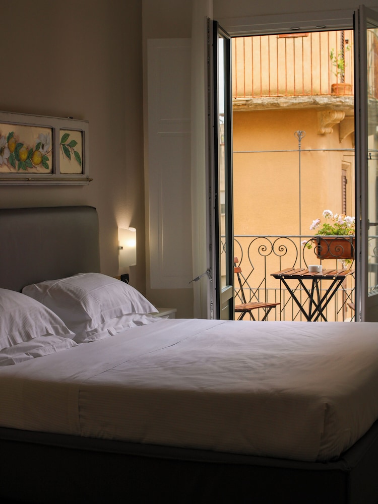 San Domenico Residence by Badia Nuova — Hotel rooms in Trapani, Sicily
