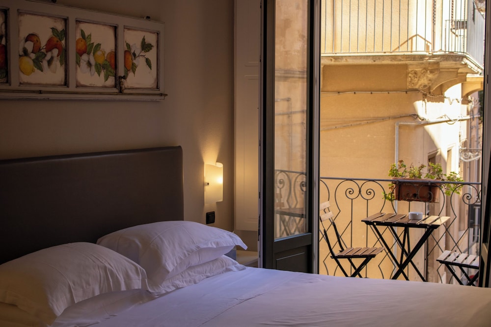 San Domenico Residence by Badia Nuova — Hotel rooms in Trapani, Sicily