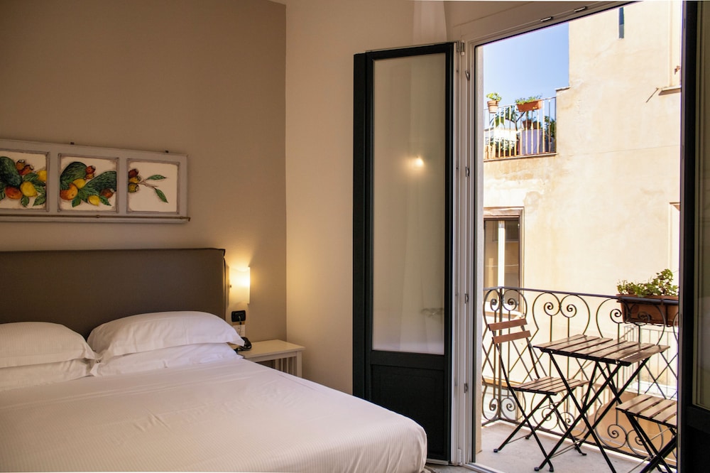 San Domenico Residence by Badia Nuova — Hotel rooms in Trapani, Sicily