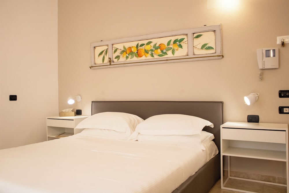 San Domenico Residence by Badia Nuova — Hotel rooms in Trapani, Sicily