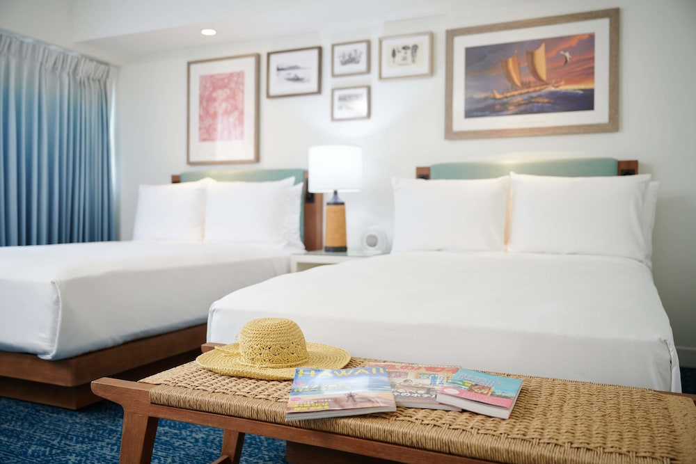 OUTRIGGER Reef Waikiki Beach Resort — Hotel rooms in Honolulu, Hawaii